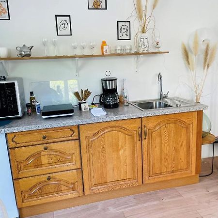 Appartement Le Bonheur De Vivre Saint-Coulomb Eksteriør bilde